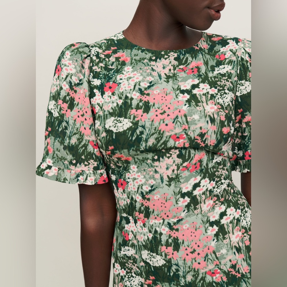 Reformation Alaina Dress for sale. NWT. Didn’t fit me.